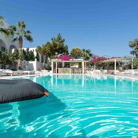 Hotel 28 Kamári Екстериор снимка