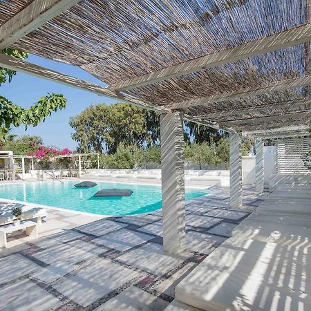 Hotel 28 Kamári Екстериор снимка